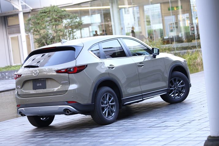 V^uCX-5v̓ʎdlԁuField JourneyṽAGNXeA