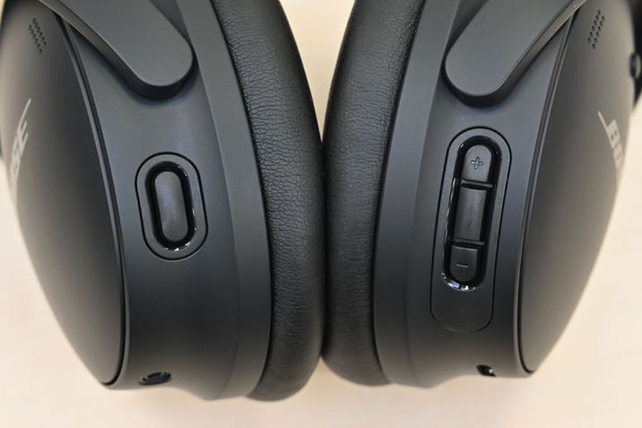 ^b`ZT[ł͂ȂAmȑł镨{^̗pB̃{^̓mCYLZO/AEFA@\̑ɁAẼ{^̓{[ƊyȍĐȂǂ̃}`t@NVɊ蓖ĂĂ