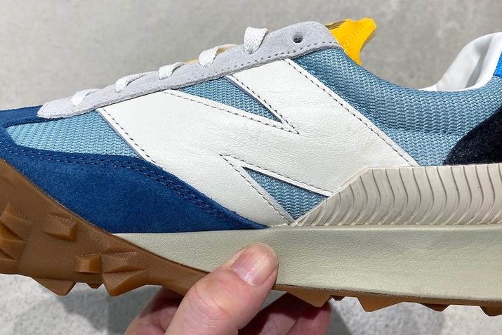 TChɂ́Aj[oX̃t[Wf̃ACRƂׂurbON}[NvzāAgȒɃ_ȃeCXgĂ܂