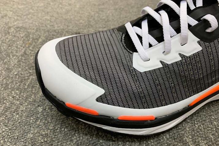 Abp[ɂ́AxPu[puMatryxv̗pBANeBreBłAV[Y̐ʒuɕێĂBIWF̃p[cu3D Pebaxv[gvB^̃uyA萫炷