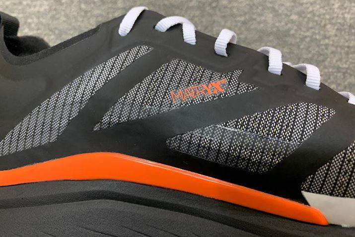 Abp[̐ɔzꂽ⋭p[c͖DŁAƈ̉̂悤ɂtBbgBɌۂłAT|[g