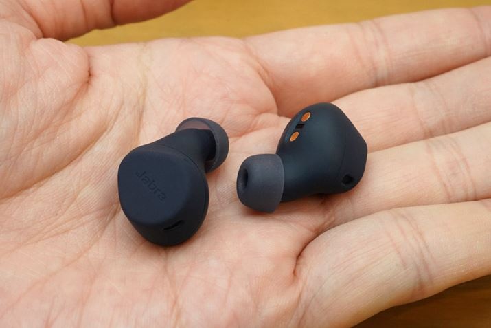 傫ȈႢ͕\ʃR[eBOBwŐGĂɂ