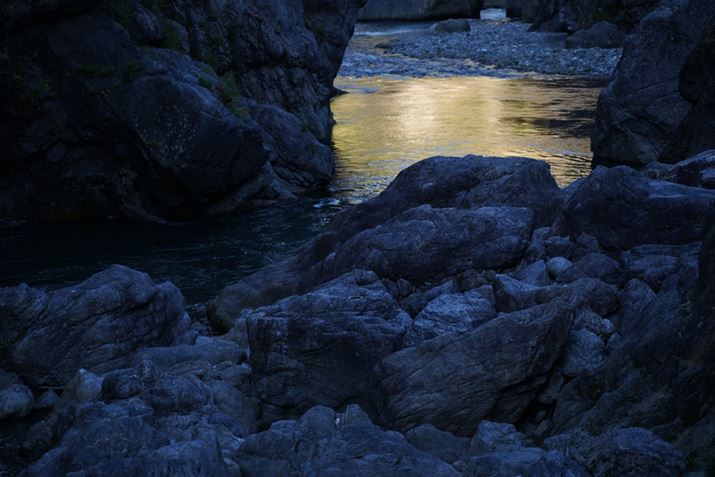 7 IIIA35-150mm F/2-2.8 Di III VXDA116mmAF2.8A1/200bAISO100AzCgoXFI[gANGCeBuX^CFX^_[hADWIveB}CU[F؁AJPEGBeʐ^i6000×4000A14.7MBj