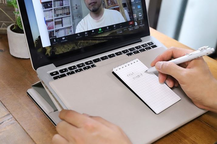 L[{[hAȈՓIȊɑςI MLɂ\Ȉ芴܂