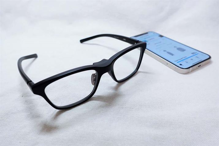 JINS̃X}[gOXuJINS MEMEvr[