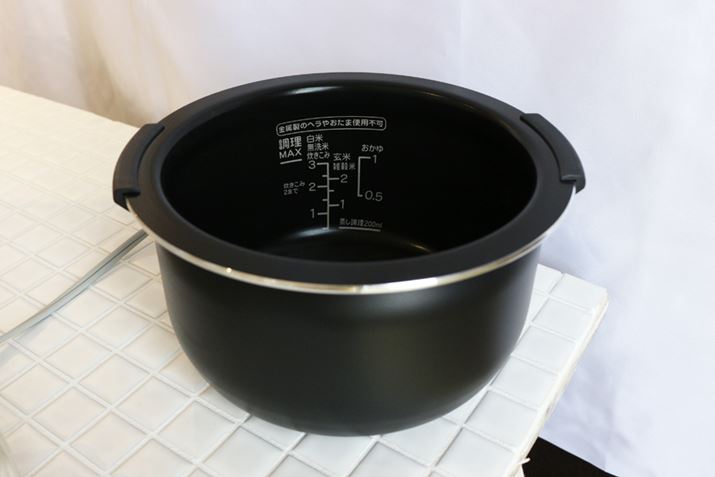 Hނ⒲тȂ悤ɁAɂ̓tbfH{Ă܂BтŝŁAu//݁vu/Gāvuv𐆂߂̐ʐpӁBĂ͍ő3܂Ő܂iюԂ͖42`56/ZH܂ށj