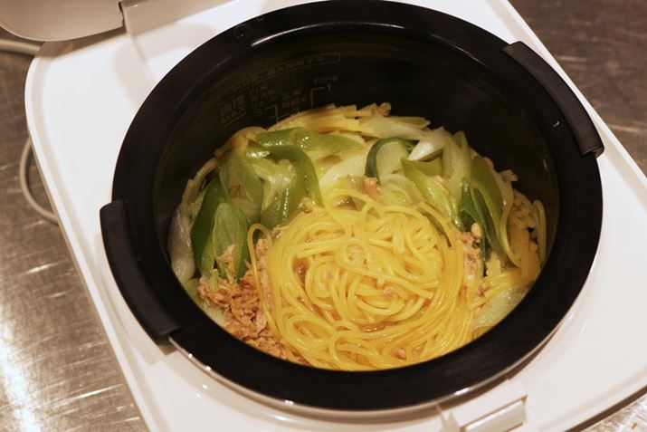 ̐Hł͔[łȂI ƁAōciƃlM̃yy`[m̒Î҂AłĂHĂ݂܂