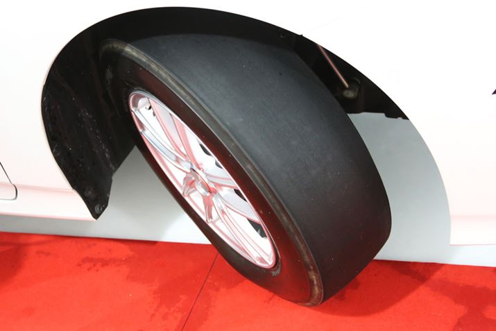 Ƀgbhp^[̂ȂXbN^ĆuVRX3vԂ֎