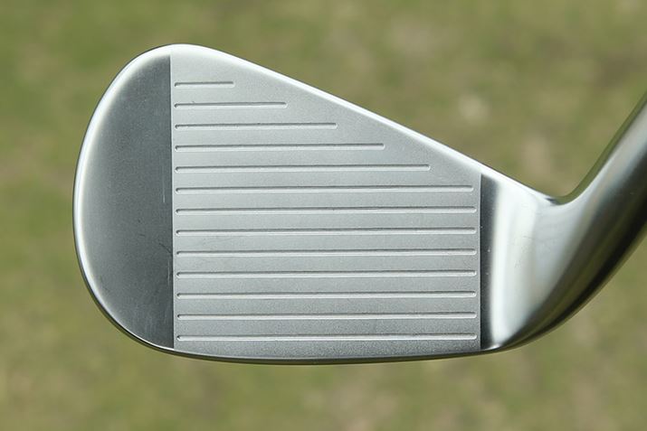 tF[Xɂ́A肵ăXs𓾂邽߂ɊJꂽXeXfނ́ucA[`[htF[Xv̗pB{fB͓SbŁAct߂ɐ݌v邱ƂŁA肵eƑŊ𗼗Ă܂