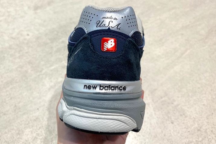 gEq[ɃtN^[݂AԂɂ鍂Fm