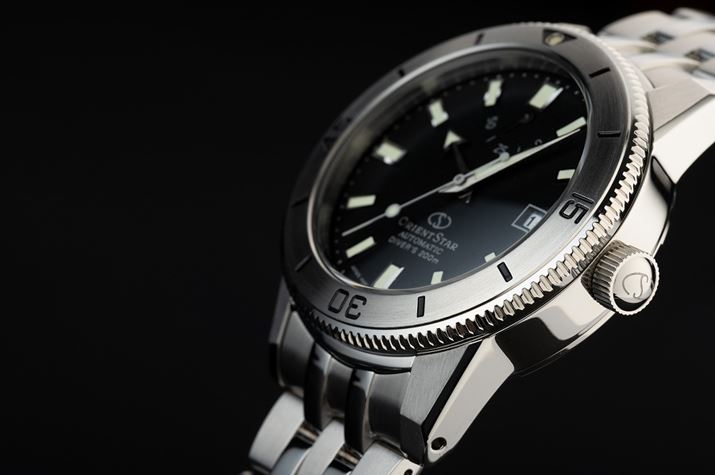 XeXX`[x[̖CdグARCGbWۗĂ܂