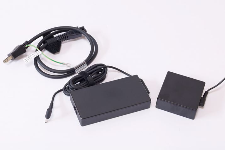 Vivobook Pro 16X OLEDACA_v^[AEVivobook Pro 14 OLEDACA_v^[BThunderbolt 4oRł[d͉\AtACA_v^[͓dp|[gɍŗp