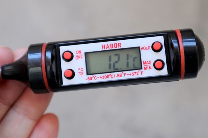 2021N12{A؂̊OC12łcc