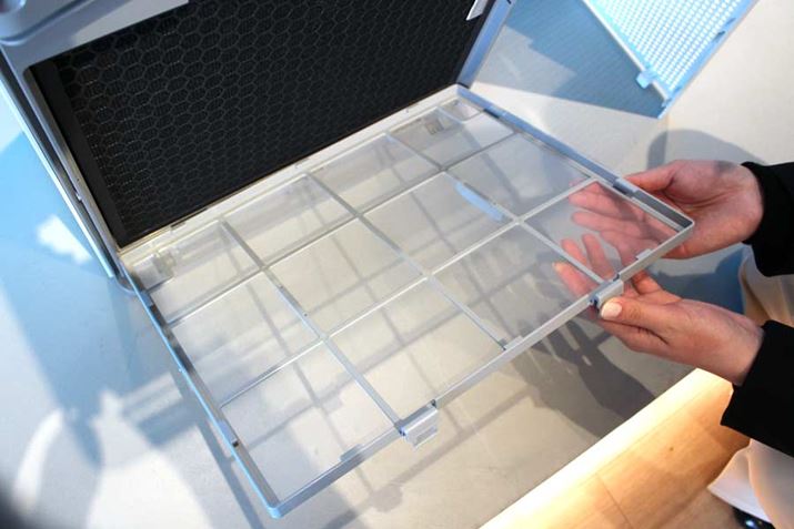 vtB^[͎OĐ􂢂ł܂BvtB^[̓ɂ́AIvṼJX^tB^[1ǉŎt邱Ƃ\BJX^tB^[́utB^[vuVztB^[vu_uELtB^[v3ނCAbvĂAꂼ11,980~iōjŔ̔iǉŎt̂́A3ނ̂1łj