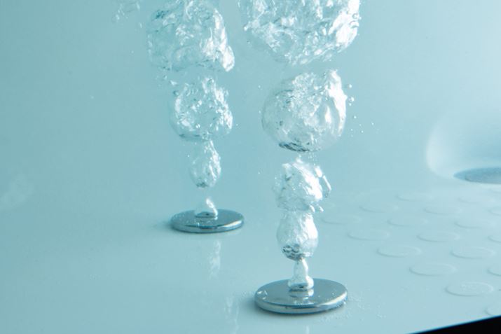 10̕oꂼꂩAa37mm̑傫ȖA450o܂B͎̓ۂɂ̗lqBe