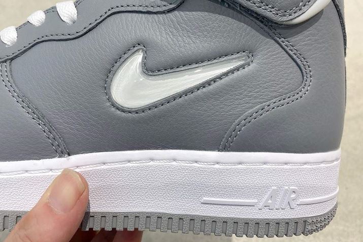 NAŃcćuWGXEbVv́AނƂŁAłA킢[ɕω܂