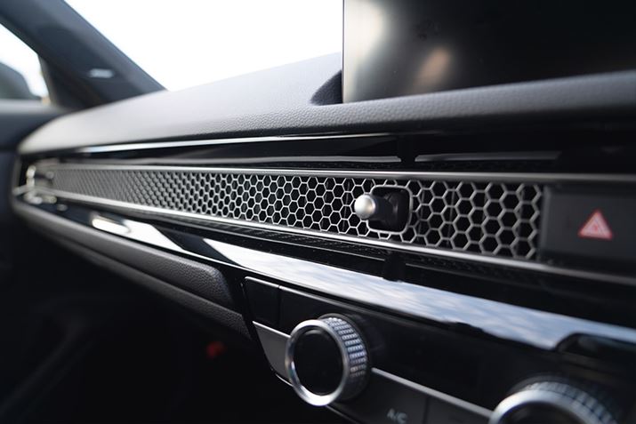 njJ̃GARoȂǐV݂܂