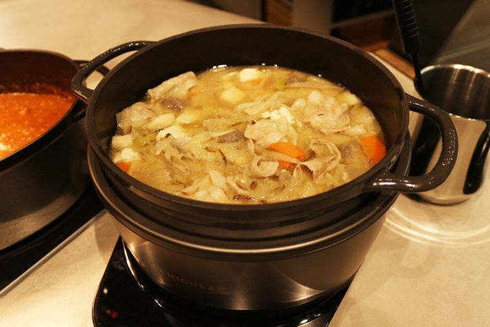 Ȃ݂ɁAZbgɂ؏`́uo[~L CX|bgvgĖṓB͂𐆂łȂAӁBu|bgv͒z[[Ȃ̂ŁAʓIȃo[~LƓ悤ɃRŎgp邱Ƃł܂