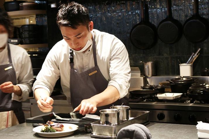 VFt̏ђB󑐁uI}[WṽX[VFt𖱂߁A2012NɓnB앧uIXe[ WFvpuGARANCEvŌA2014NusGbgvJƎVFt𖱂߂̂A2021NɁuo[~L nEXṽVFtɏAC