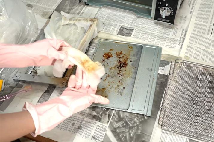 ���݂��Ă������ꂪ�L�b�`���y�[�p�[�Ɉڂ��Ă��܂�