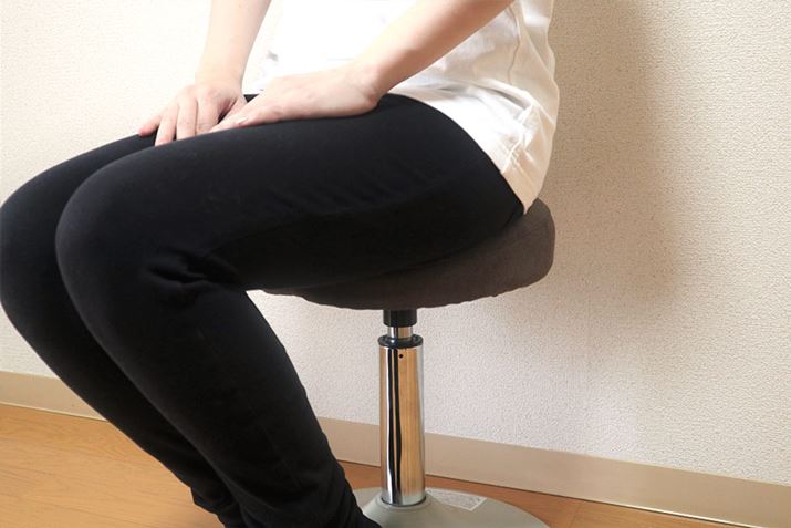 Ɨ͂ƁAV_[㉺ɂƓAXNbg̓⏕Ă܂