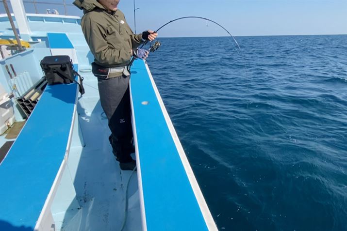 㔼gɔׂĉ₷gɂ͍̃EFA𒅗p邽߁AƐ^ɂȂĂ܂̂ŁAlIɂ͂ȂƎvĂ܂B