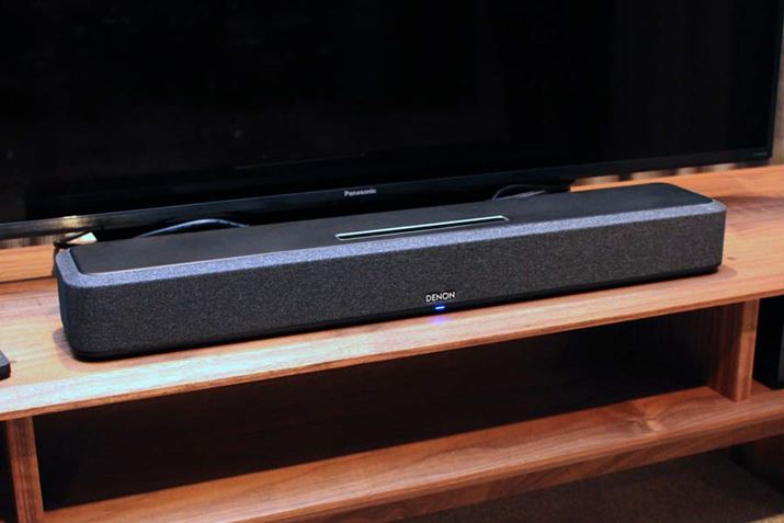 fmuDenon Home Sound Bar 550v́ADolby AtmosDTS:XɂΉ铯ЃTEho[̃nCGhfBAXs[J[ǉāATEhVXe̊gŝ|CgB|[gL̓R`