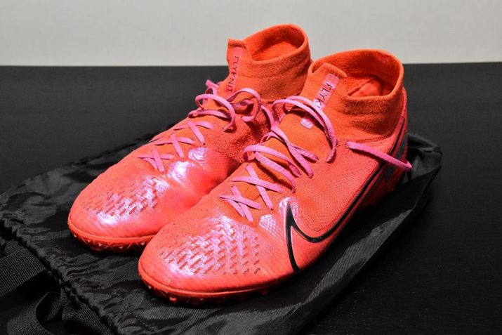 M҂1NԁAtbgTi5lTbJ[j\TC`i7lTbJ[jŎg܂g[jOV[YBOpClHłɂ܂ĂS`bvȂǂɂāAꂪɕtĂcc