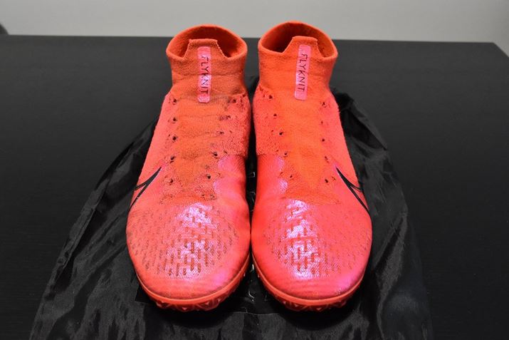 rtHAAEAt^[BlHṽp[cAjbg̃p[cS̓Iɖ邭ȂۂŁArrbhȃIWF݂