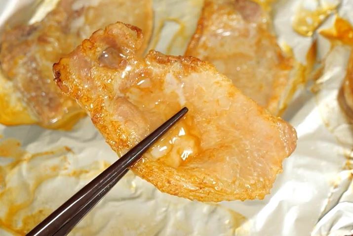 ̕\ʂ񂪂I 藎ĂăwV[