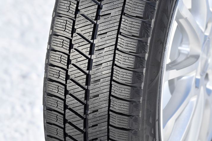 uVRX3vɂ́AuaXg̃X^bhX^CɂƎZpuASvɐiutLVuASv̗pĂBɁAVgbhp^[̗p邱ƂŁAƔׂĕXu[L\20AՃCt\17コĂ