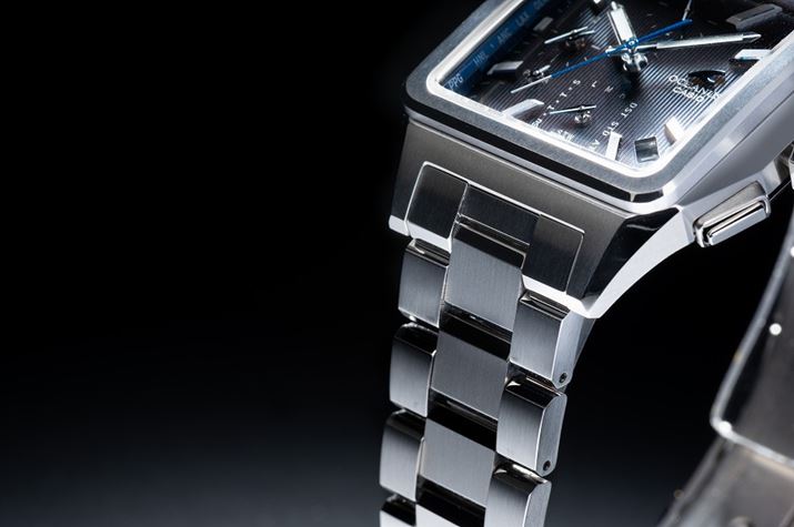 ߂ʂƑ@ׂȃwAC̃Rrl[VA苭