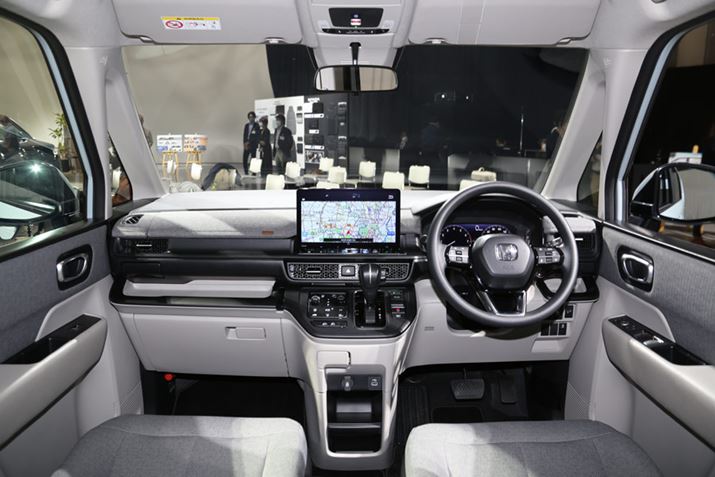 V^uXebvSṽCeABTChEBhẺ[AÕtgEBhE֌ĒIȃfUC{ȂǂɂāAEコĂ