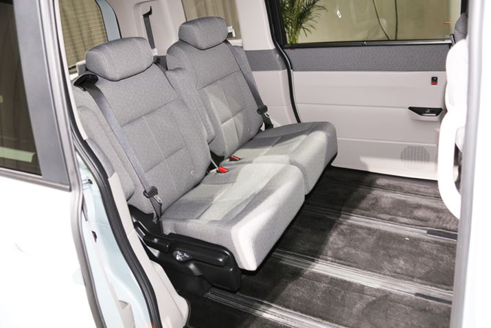 V^uXebvS Airv2ڃV[gB3ڃV[gɂ܂AEXChɋ߂Č։ƁALXƂԂmۂł