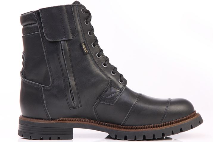 E₷TChWbvBɔzuĂAt@Xi[K[htĂ̂Ŏԑ̂ɐڐGĂS