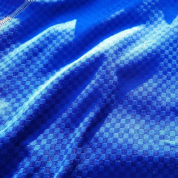 \ʂ͎s͗lœBʓIȃq[gebNnۉdn̂悤Ɍ܂AʋC͂悭AߓxɃ邱Ƃ͂܂