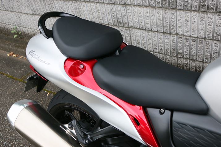 V[gOi荞܂ꂽ`ɂȂĂAɍvBNbVASnB^fV[g傫߂2l₷