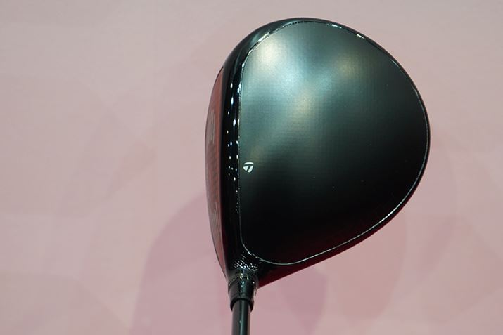 SIM2ł́A͂ƂJ[{̖ԖڂcNEłAXeXł́AɃJ[{͗lc}bgȎdグɕύXBAhXł̃wbhtH́ASIM2̗miV^ɔׂĂی`ɋ߂ȂہBq[Ƀ{[tAlIɂ͂ƂĂ\₷ȂƎv܂BԐF̃tF[X́A\Ƃɂ͑SCɂȂ܂ł