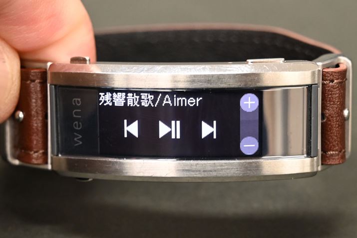 fBXvCʂɕ\ACR特y̍Đƈꎞ~AȂ̑߂A{[Rg[łu~[WbNRg[vBꕔXg[~OT[rXł́AȖ̕\s܂