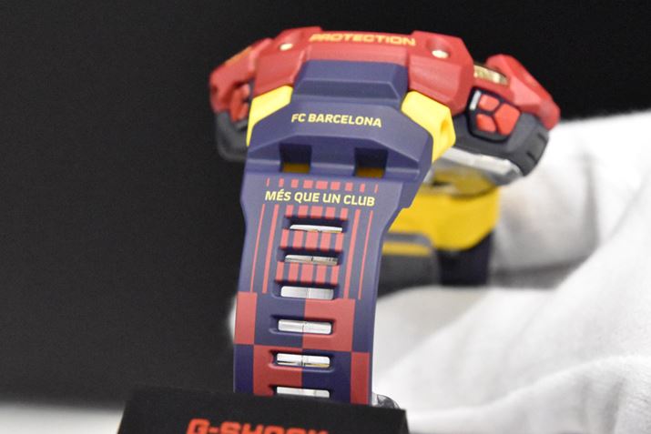 ohɂ́ÃjtH[`[tɂfUCANu̒nłJ^[ǰtŁuM&#233;s que un clubiNuȏ̑݁jvƂ`[X[KĂ