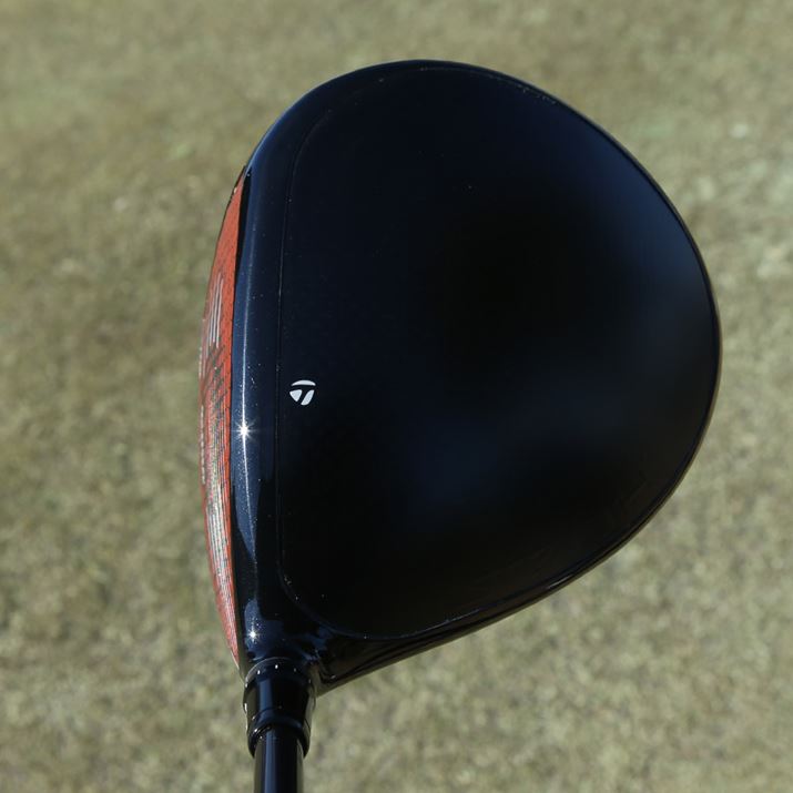 XeX hCo[ƔׁAmiV^ɎdグꂽwbhVFCvBwbhTCY͓460ccłAƂԂɌ܂