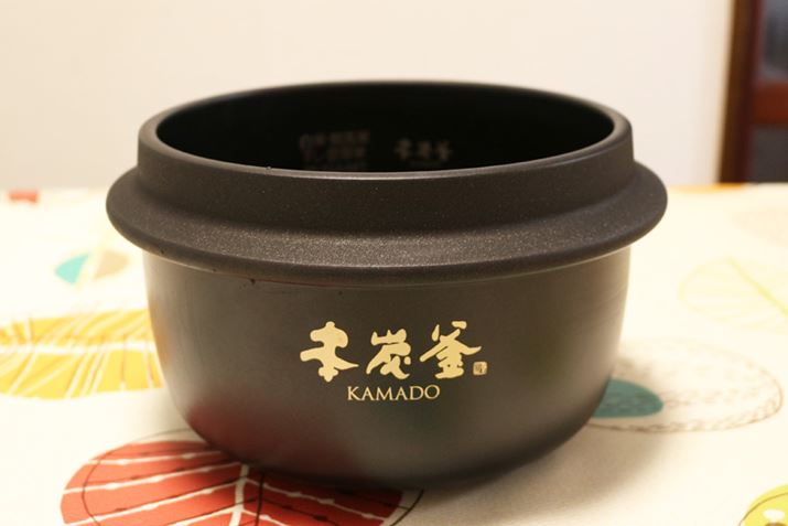 ɂ́Ax99.9̒YfނgpBY܂邲ƔM̂ƂȂ邽߁AŜCɔM܂B܂AYȂł͂̉ԌʂŁAĂ̐c܂ł΂ʂ̂