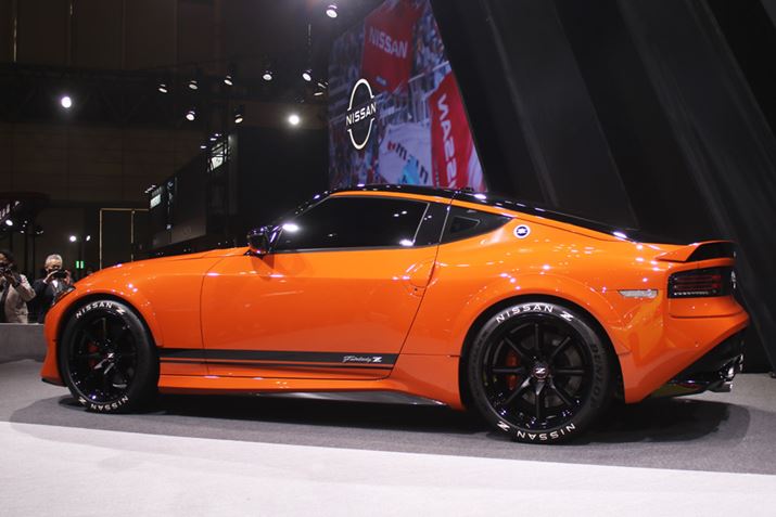 YutFAfBy CUSTOMIZED PROTOv