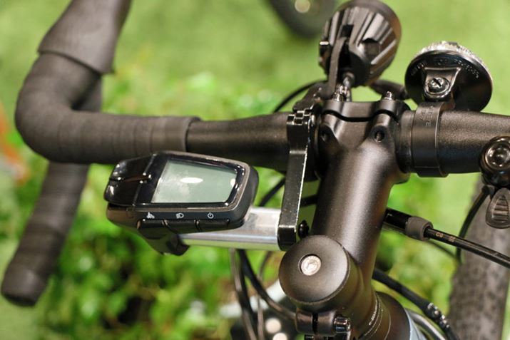 fBXvC茳ɑBCgƃfBXvC̃Xe[͋pĂAnh̃Xy[XLpĂ