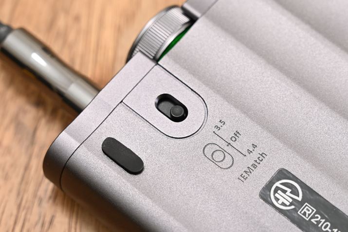 ͂ȃwbhzo͂ƒmCY𗼗uiEMatchvB؂ւXCb`͒ʕɓڂĂB̋@\L邱ƂŁA炵ɂwbhz낤AxȃCz낤ǂȃCzEwbhzڑĂœKȏԂɐĂ