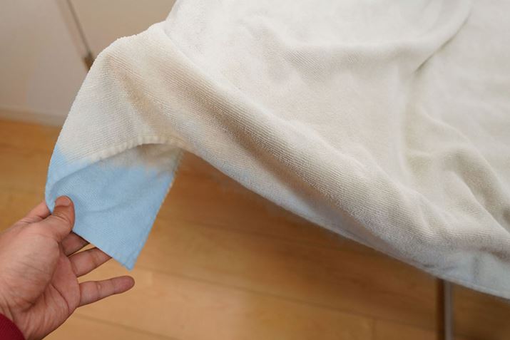 ����3���Ԍ�B�q�[�^�[�ɐڂ��Ă��镔���͊��S�Ɋ����Ă��܂����A�[�̂ق����܂��኱�����Ƃ�Ƃ��Ă��܂�