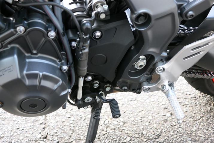 VtgAbvƃ_EɑΉNCbNVt^[Ă̂ŁANb`𑀍삵ȂĂϑ삪\BVtg_Eɂ͋ԂubsOɂΉ