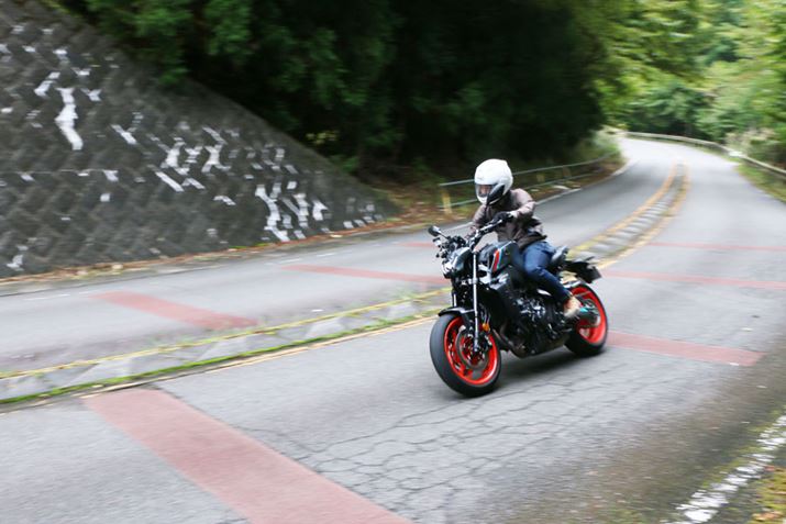 ʂɋCƂȂCfBO삯̂ŁA̒ŉy傳Ă̂