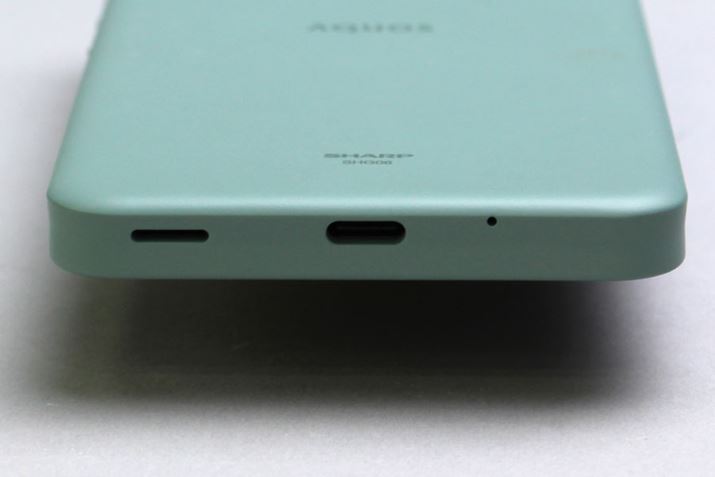 {fBʂɃXs[J[z[ƁAUSB Type-C|[gzu