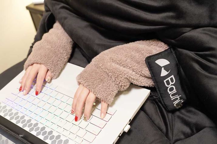 ѕz܂܎肾OɏoAA[z[BQ[vCȊOɂAX}[gtH̑ǏƂ̑悳ł